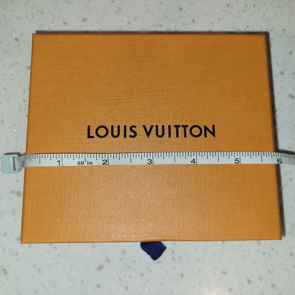 Small Louis Vuitton Box with Drawer - Picture 10 of 12